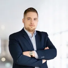 Žiga Komac — Founder & Sales Director